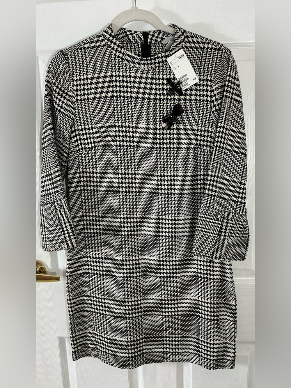 H&M Sequin Beaded Bee Houndstooth Shift Dress Trumpet Sleeve 4 NWT
